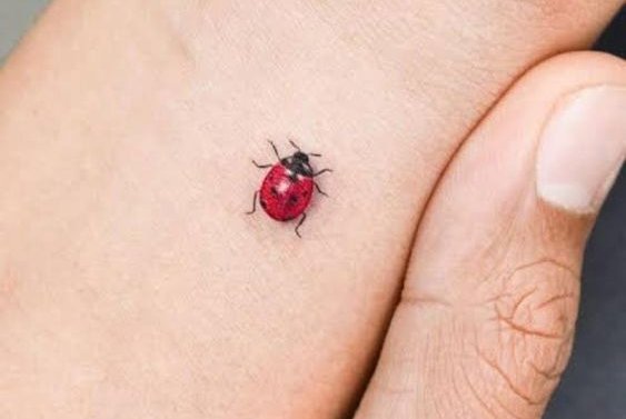 Тату на запястье (13)